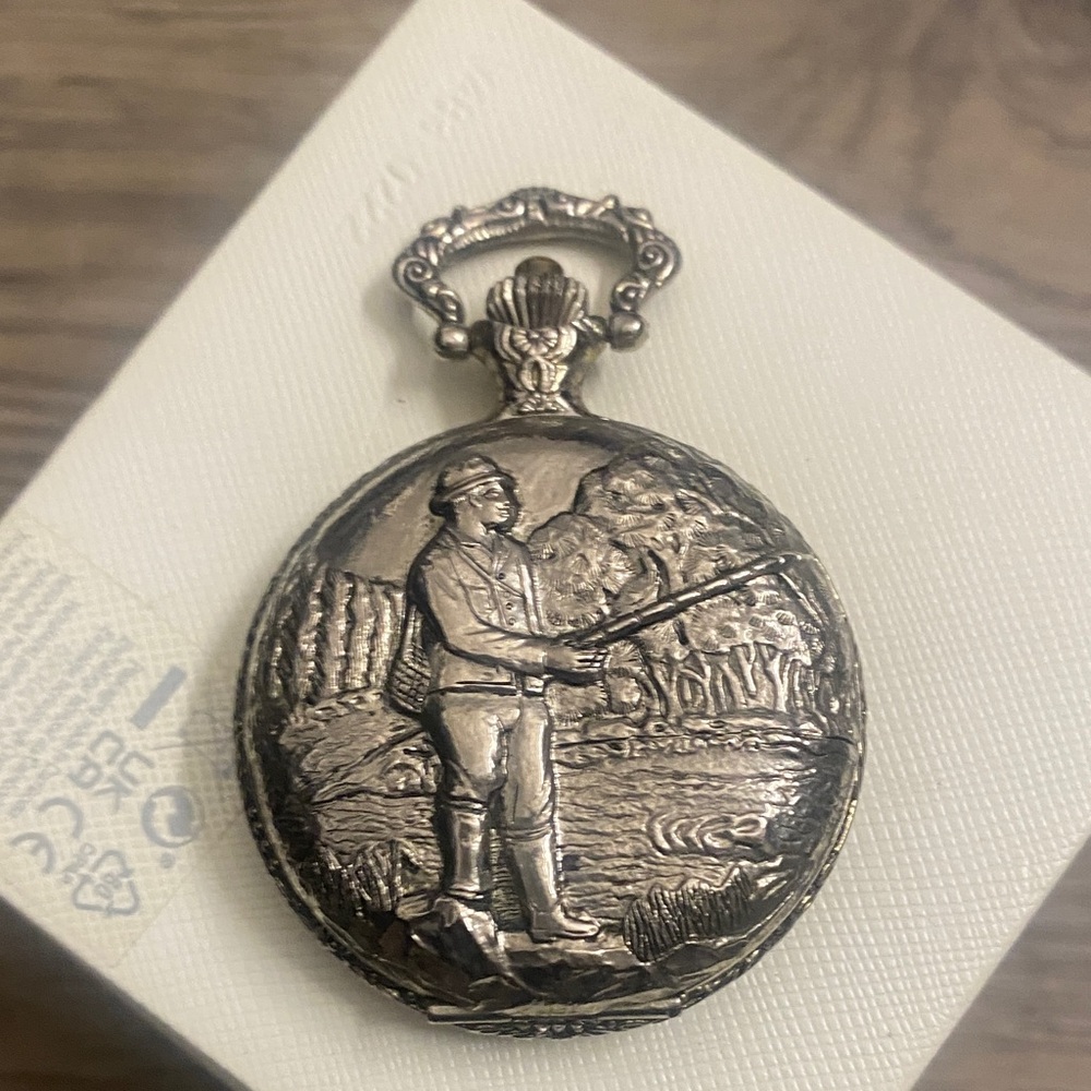 Le Baron Silver Antimagnetic Pocket Watch with Fisherman Design